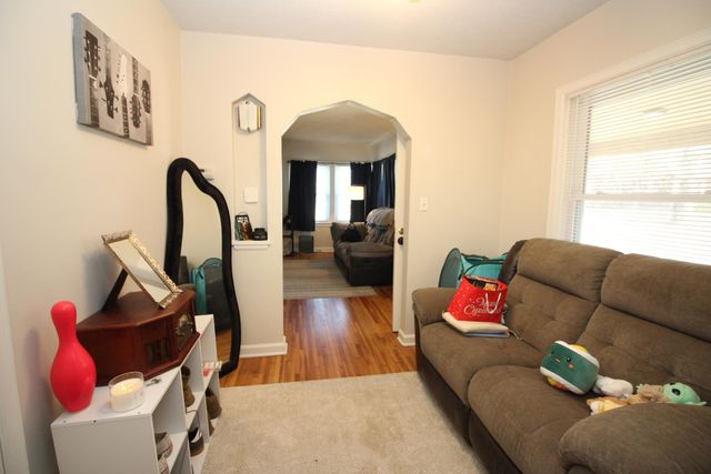 530 S Yale St, Wichita, KS 67218