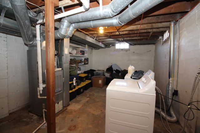 530 S Yale St, Wichita, KS 67218