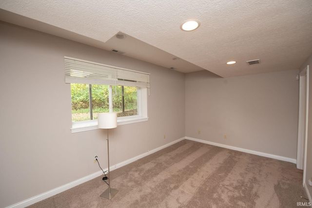 908 Rainbow Court, Lafayette, IN 47904