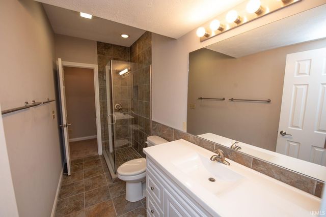 908 Rainbow Court, Lafayette, IN 47904