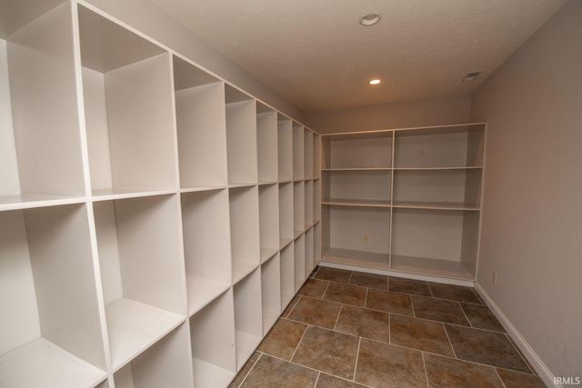 908 Rainbow Court, Lafayette, IN 47904