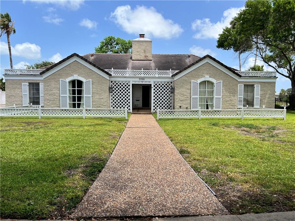 7026 Hathor Dr, Corpus Christi, TX 78412 — exterior