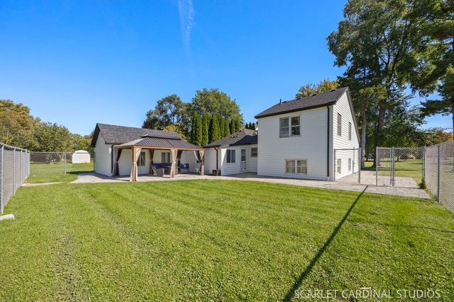 4544 Ivanhoe Avenue, Lisle, IL 60532