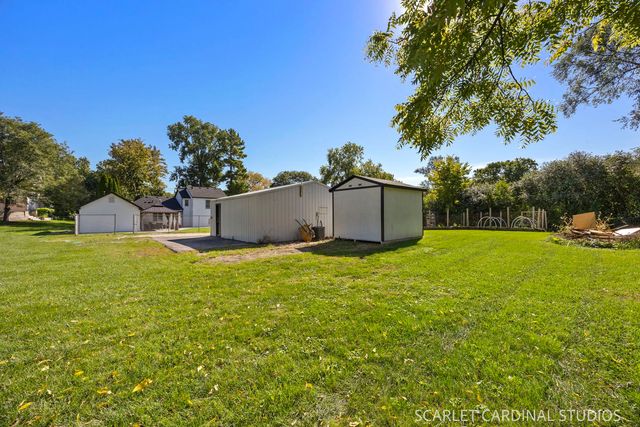 4544 Ivanhoe Avenue, Lisle, IL 60532