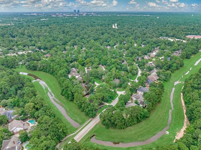 42 Golden Shadow Circle, The Woodlands, TX 77381