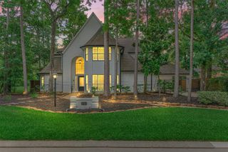 42 Golden Shadow Circle, The Woodlands, TX 77381