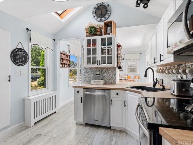 19 Westbridge Drive, Babylon, NY 11702