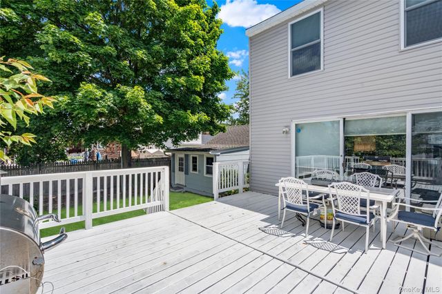 19 Westbridge Drive, Babylon, NY 11702