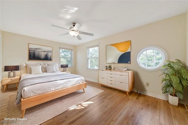 1532 Parkwood Road, Lakewood, OH 44107