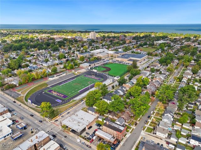 1532 Parkwood Road, Lakewood, OH 44107