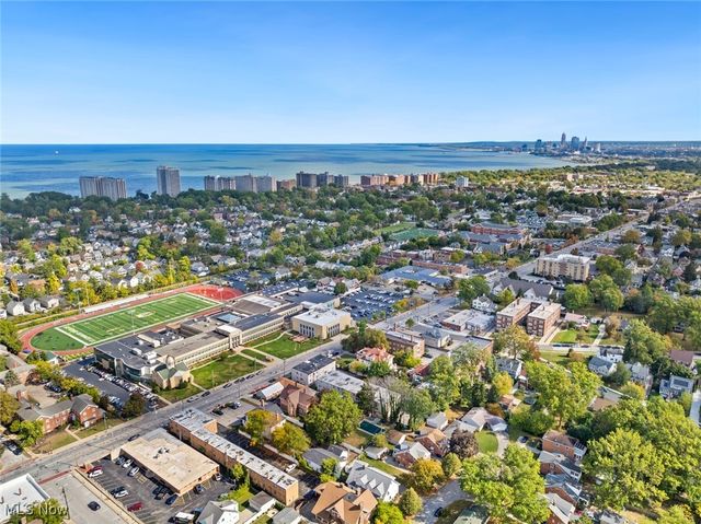 1532 Parkwood Road, Lakewood, OH 44107