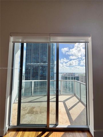 1060 Brickell Ave 4103, Miami, FL 33131