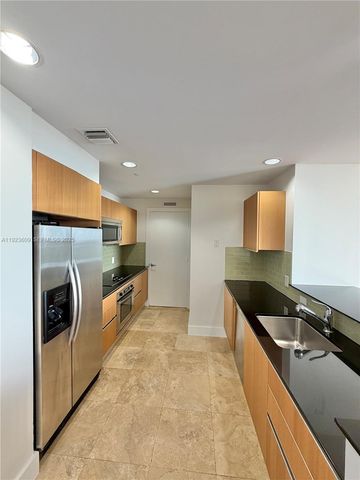 1060 Brickell Ave 4103, Miami, FL 33131