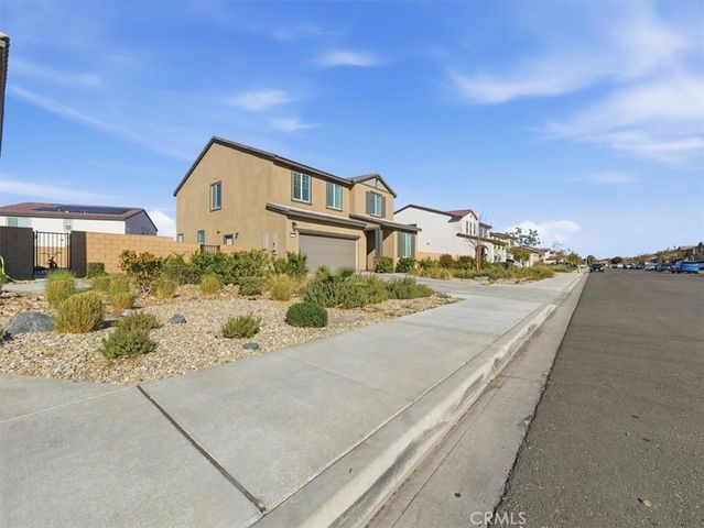 12338 Pinos Verde, Victorville, CA 92392