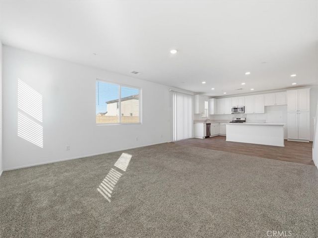 12338 Pinos Verde, Victorville, CA 92392