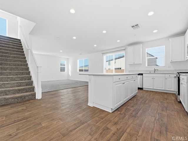 12338 Pinos Verde, Victorville, CA 92392