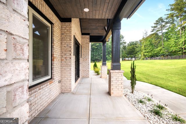 2101 E Maddox Road, Buford, GA 30519