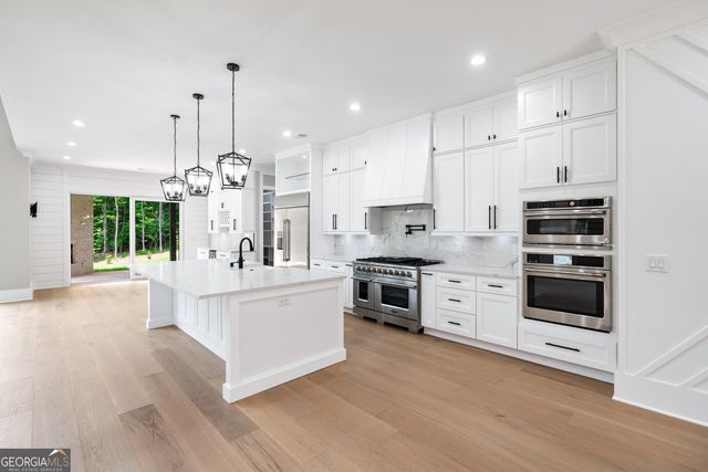 2101 E Maddox Road, Buford, GA 30519