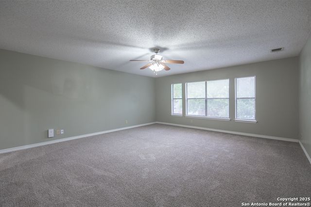 8018 Copper Trail Dr, San Antonio, TX 78244