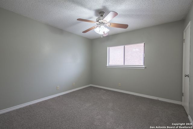 8018 Copper Trail Dr, San Antonio, TX 78244