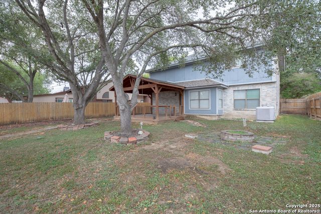 8018 Copper Trail Dr, San Antonio, TX 78244