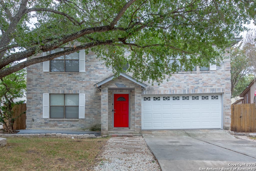 8018 Copper Trail Dr, San Antonio, TX 78244