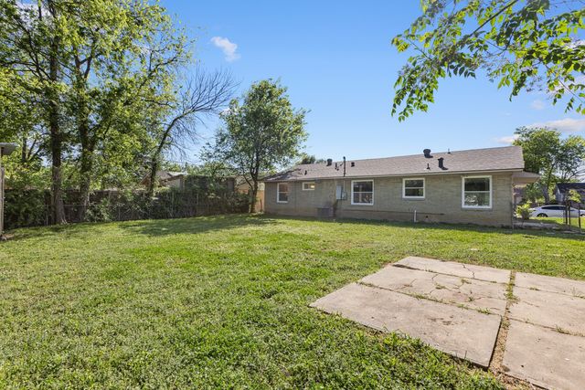 1706 Dorothy Drive, Grand Prairie, TX 75051