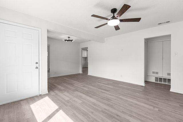 1706 Dorothy Drive, Grand Prairie, TX 75051