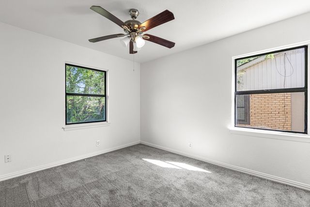 1706 Dorothy Drive, Grand Prairie, TX 75051