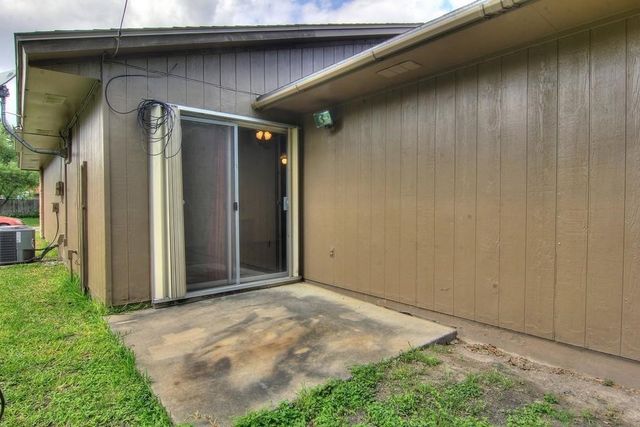 3810 Brookhill Dr, Corpus Christi, TX 78410