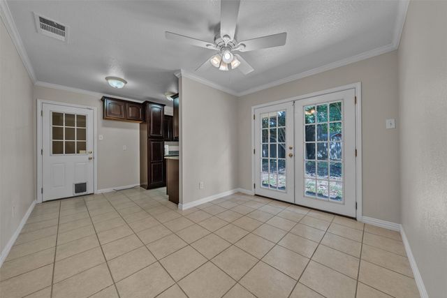 1801 Anderson Street, Irving, TX 75062