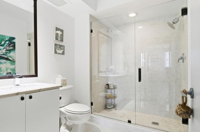 1551 N Flagler Drive 605, West Palm Beach, FL 33401