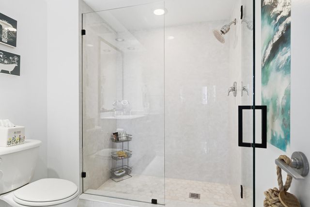 1551 N Flagler Drive 605, West Palm Beach, FL 33401