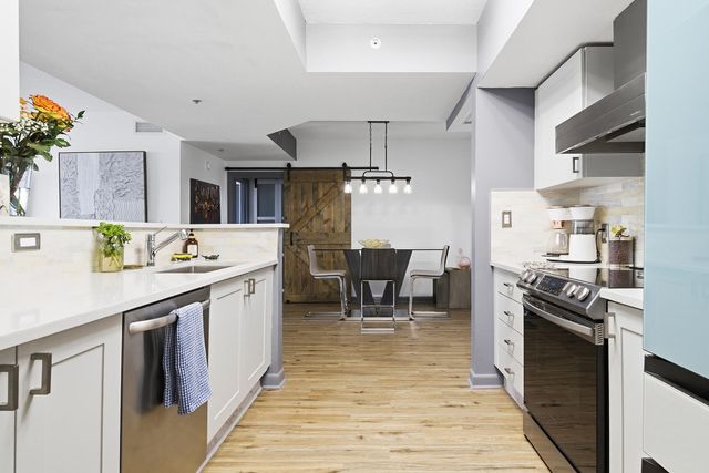 1551 N Flagler Drive 605, West Palm Beach, FL 33401