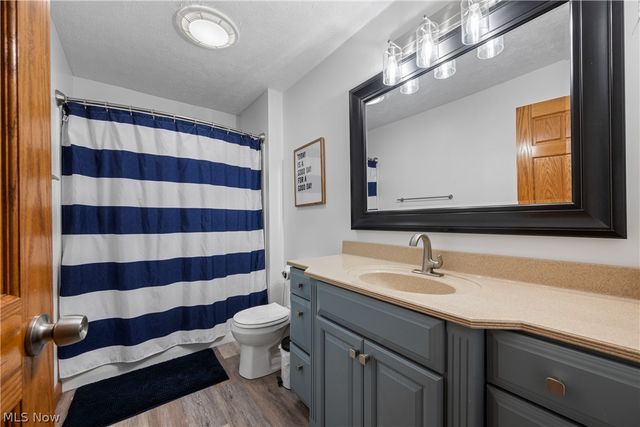 800 Emerson Avenue NW, North Canton, OH 44720