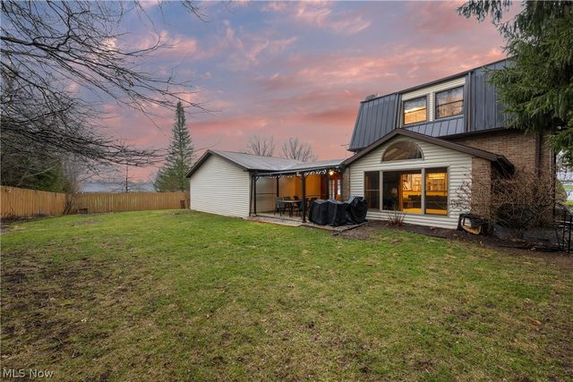 800 Emerson Avenue NW, North Canton, OH 44720