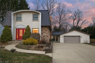 800 Emerson Avenue NW, North Canton, OH 44720