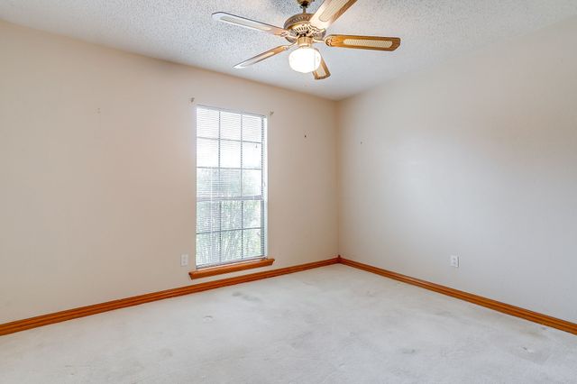 6820 Glenwood Drive, North Richland Hills, TX 76182