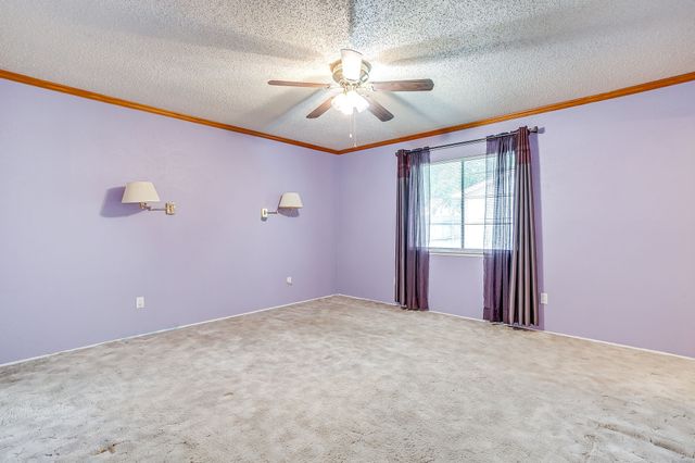 6820 Glenwood Drive, North Richland Hills, TX 76182