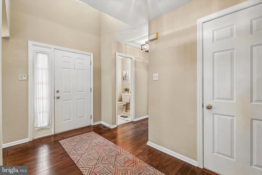 31 BRISTOL CT, NORRISTOWN, PA 19403 — photo 4