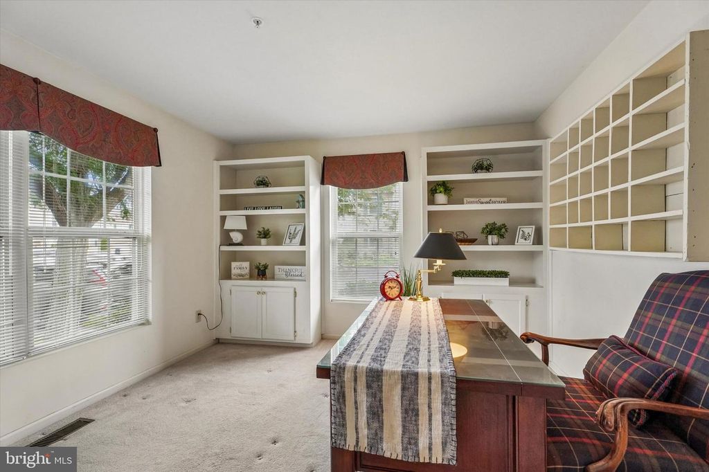 31 BRISTOL CT, NORRISTOWN, PA 19403 — photo 5