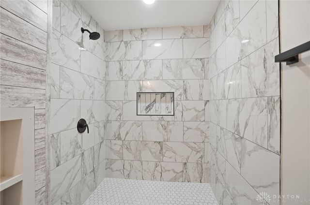 6954 Owlwood Drive, Deerfield Twp, OH 45040