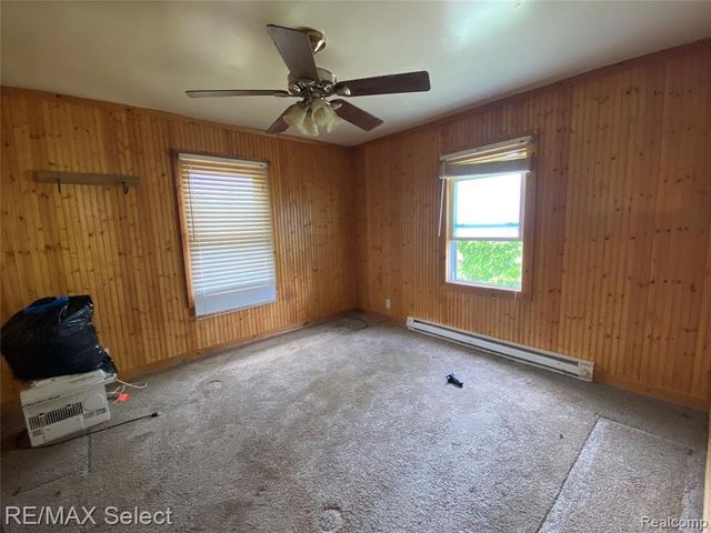 5151 Kendall Drive, Burton, MI 48509