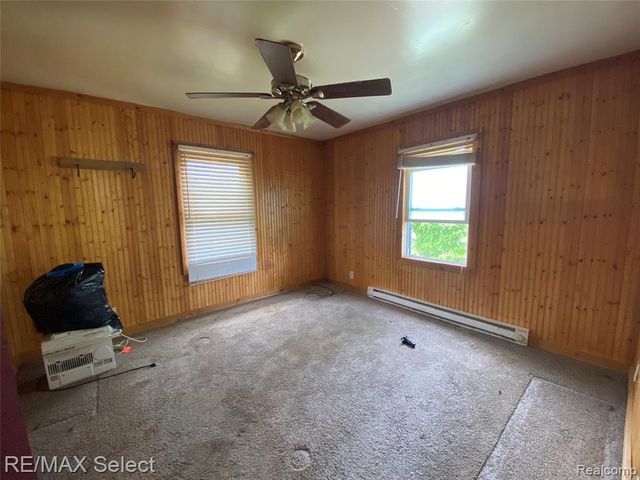 5151 Kendall Drive, Burton, MI 48509