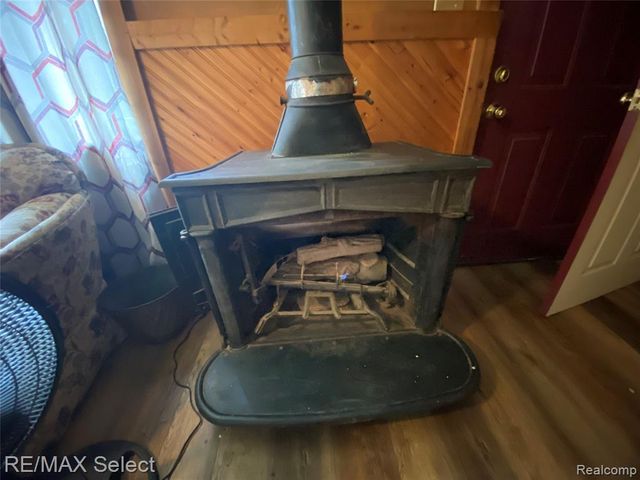 5151 Kendall Drive, Burton, MI 48509