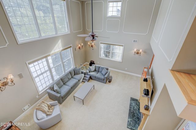 8 Landmark Lane, Marlboro, NJ 07746