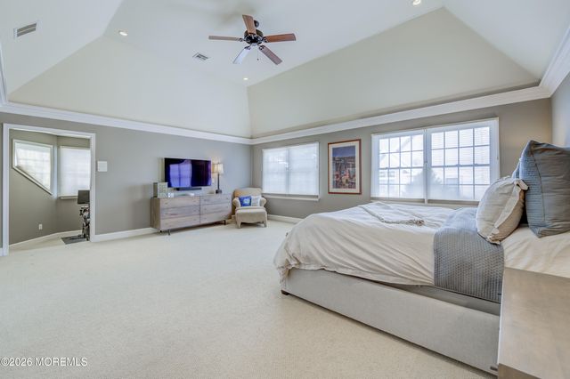 8 Landmark Lane, Marlboro, NJ 07746