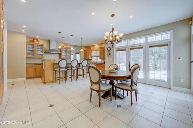 8 Landmark Lane, Marlboro, NJ 07746