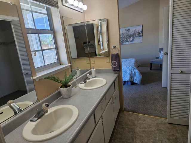 4814 Courtland Ln, Carmichael, CA 95608