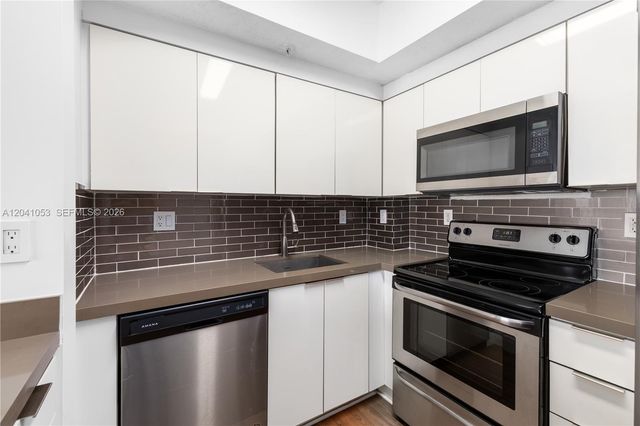 3500 Coral Way PH 109 1509, Miami, FL 33145